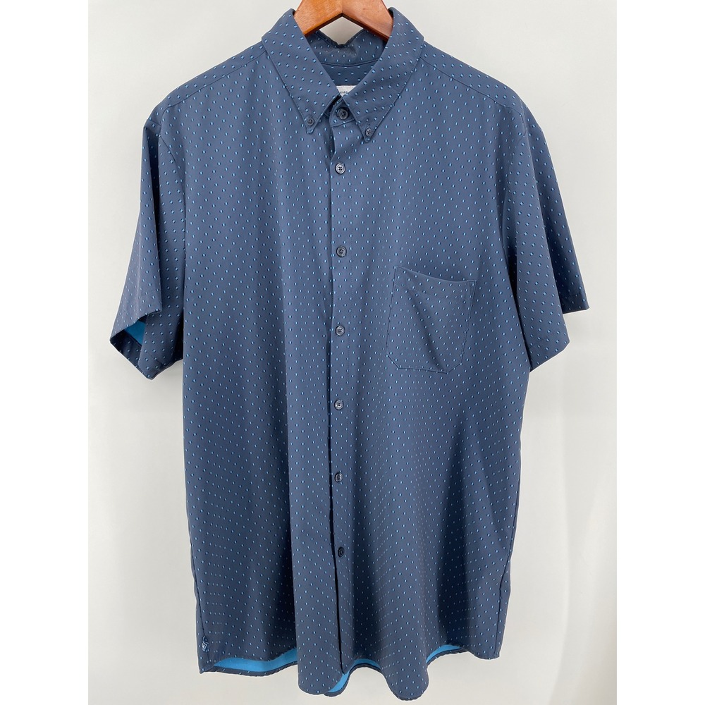 Mizzen+Main Leeward Blue Short-Sleeve Button-Down Shirt with Subtle Dot Print